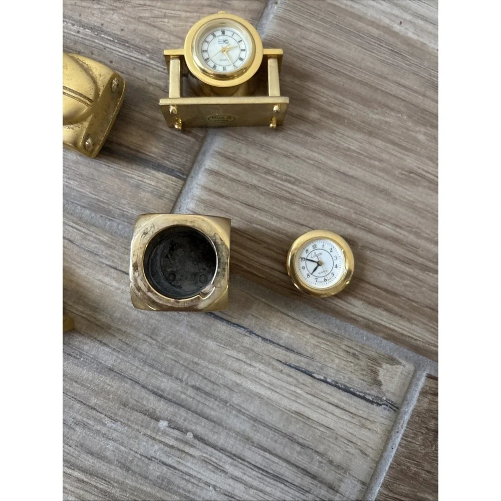 Lot Of 5 Miniature Clocks ( Not Tested) Card, Dice, Smiley Face Clock